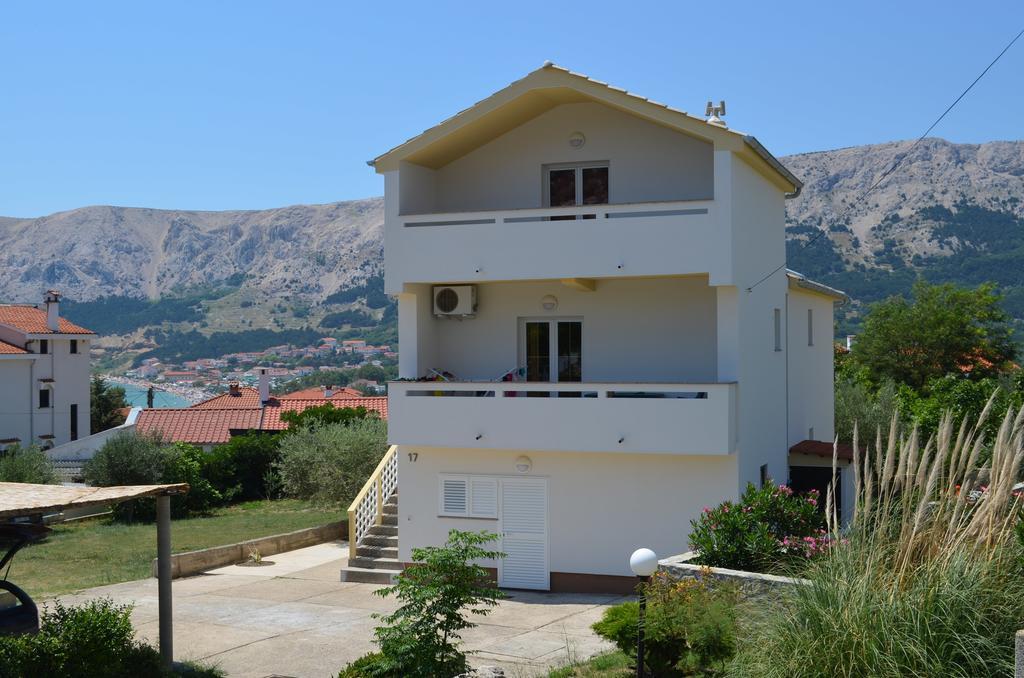 Apartments Ivana Башка Екстер'єр фото